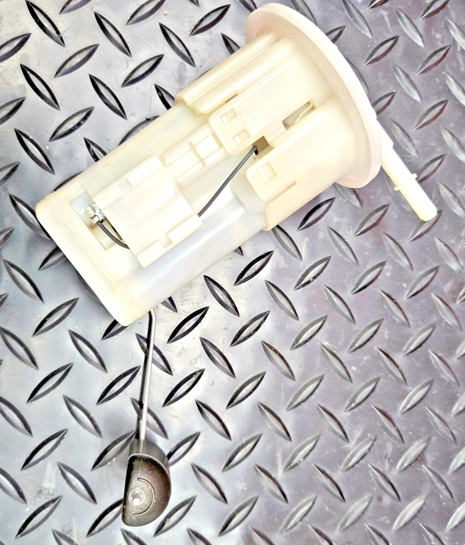 2023 Yamaha MT-09 SP XSR900 Tracer GT Fuel Pump Gas OEM   1RC-13907- 10  #0839