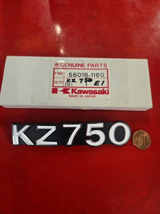 1980 Kawasaki KZ750 OEM Side Cover Emblem Badge 56018-1160  #0371