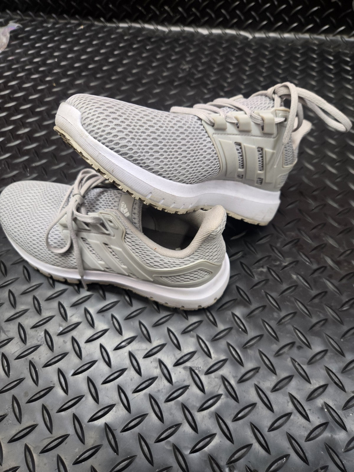 adidas Grey Women's Running Shoes SNICKERS SIZE 8 US #0984