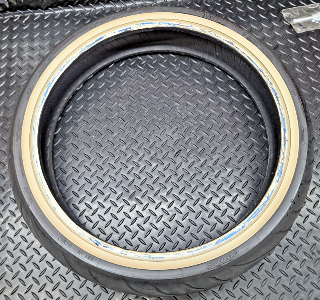 Avon Cobra Chrome Motorcycle Tire AV91 Front 120/70-21 - 68V - Whitewall #1011