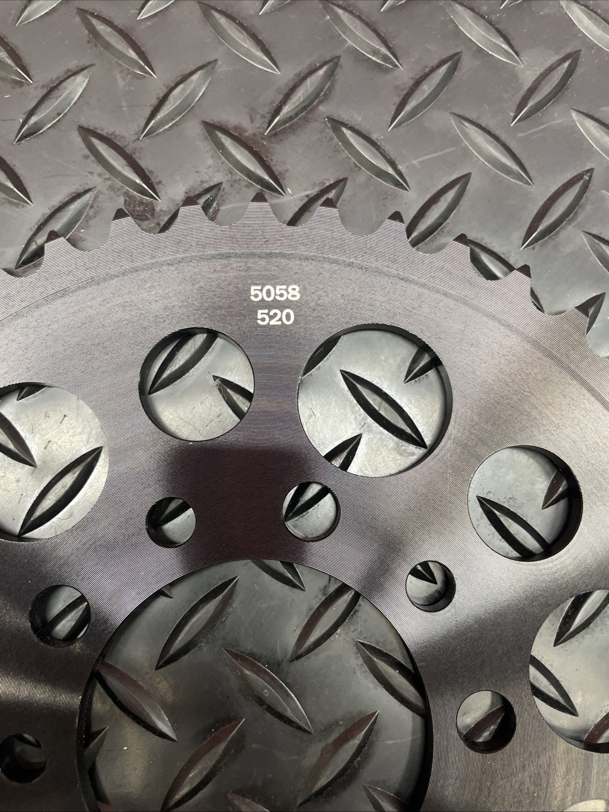 DRIVEN RACING Aluminum Rear Sprocket 5058-520-47T BK  #0807