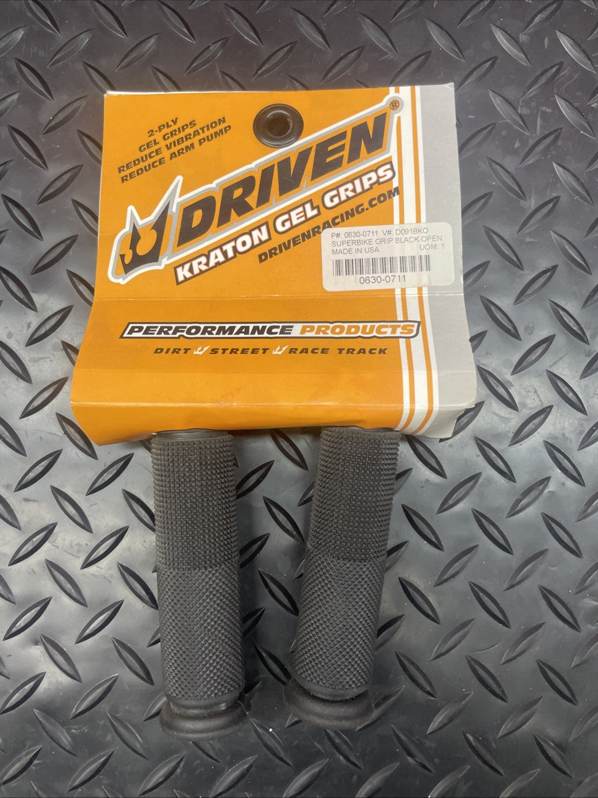 Driven Superbike Grips Open Black 7/8" D091BKO  0630-0711  #1114