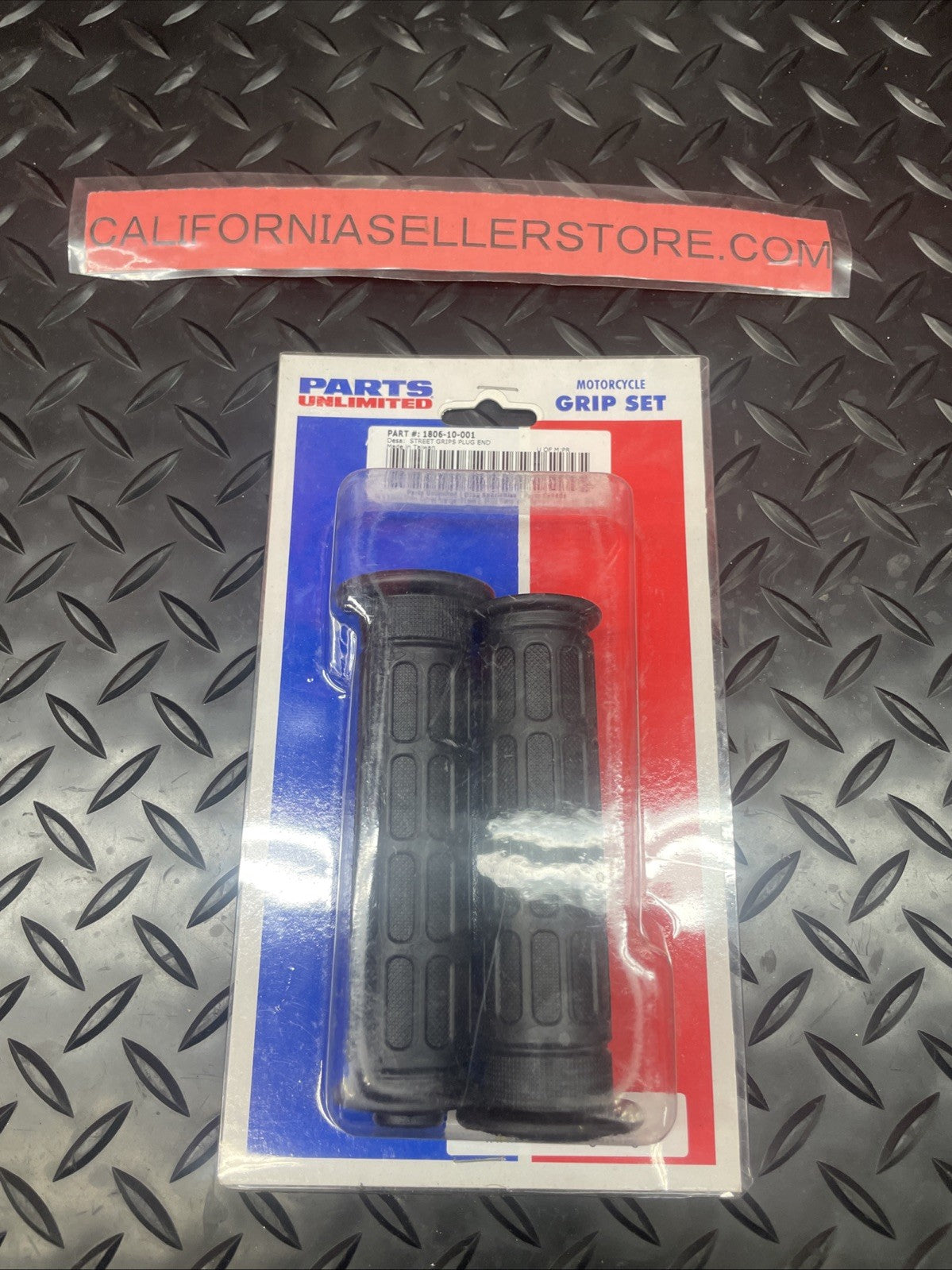 Parts Unlimited Laser Open End Black Motorcycle Grips 7/8”  1806-10-001   #1117