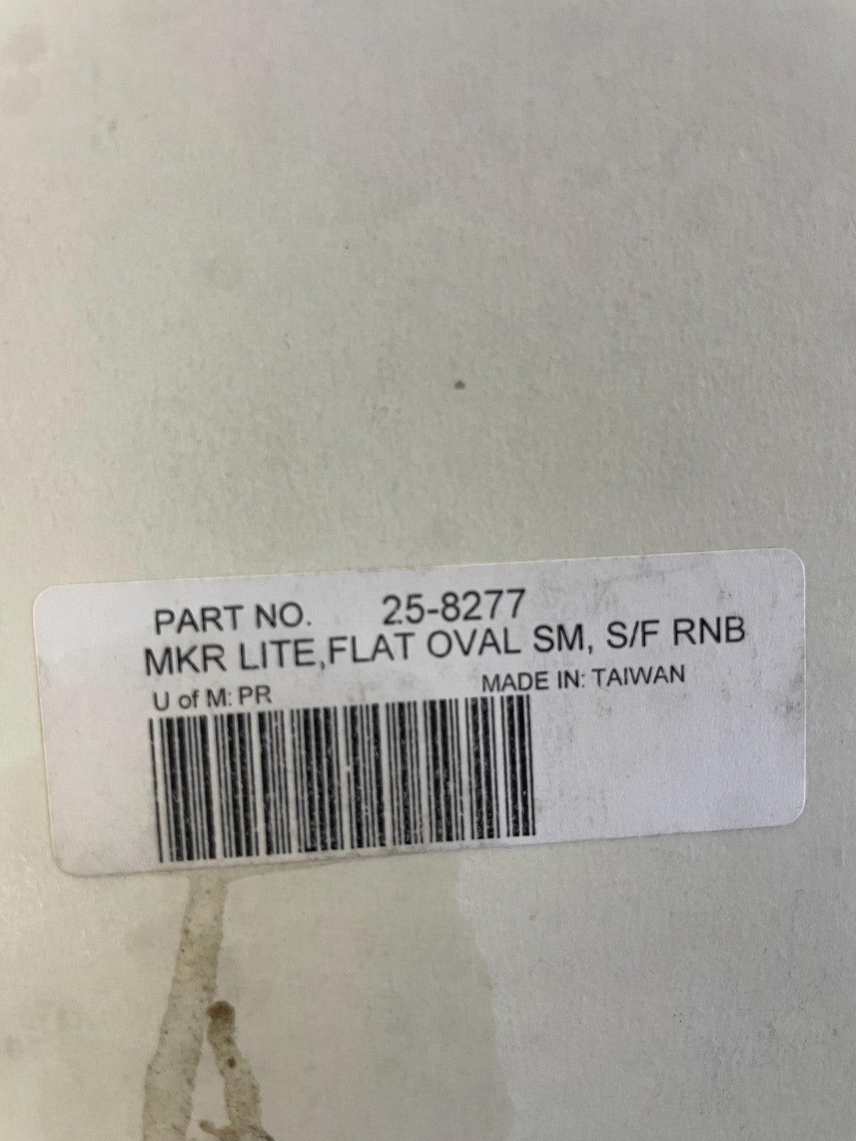 1 X K&S 25-8277 MARKER LIGHTS, FLAT OVAL, SMALL (S/F) RAINBOW   #0314