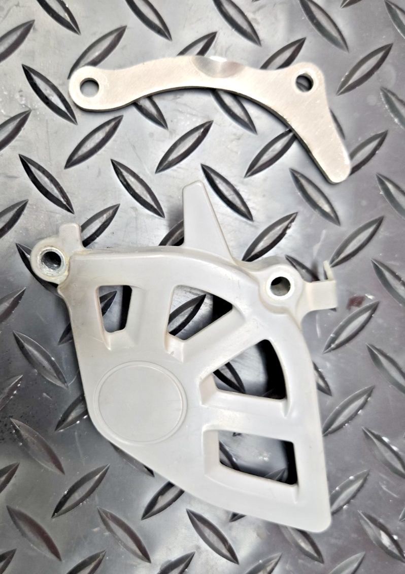 HONDA CRF450R X CRF250R X OEM Front Sprocket PROTECTION Plastic Aluminium #0779