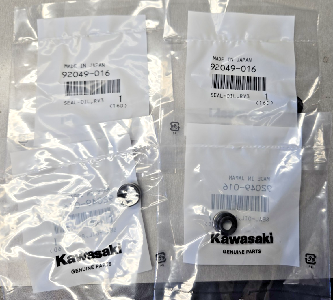 4X Kawasaki OEM Valve Oil Seal 92049-016 #0593