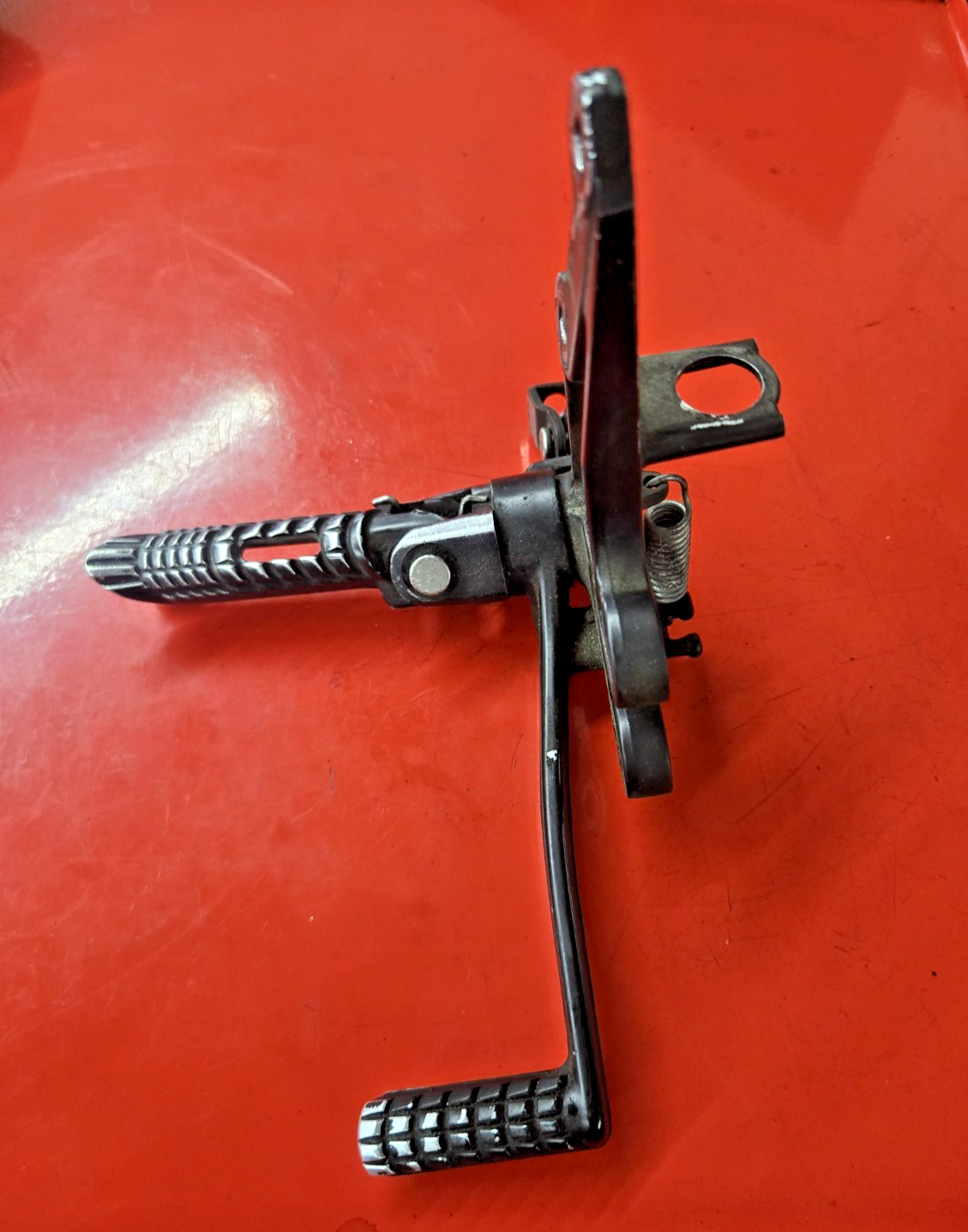 Suzuki GSXR 600 750 GSXR600 2015 Front Right Rearset Foot Peg Rest Bracket #0618