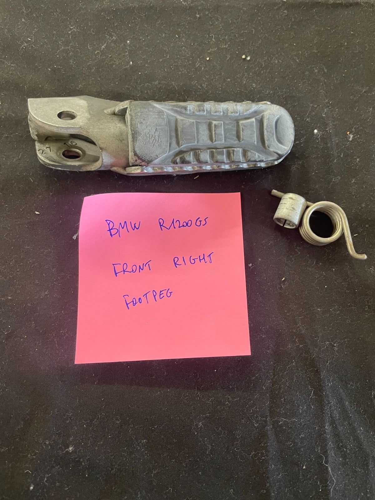 BMW R1200GS 2006 Foot peg  RIGHT R1200GS 05 06 07 46718526740   #0004
