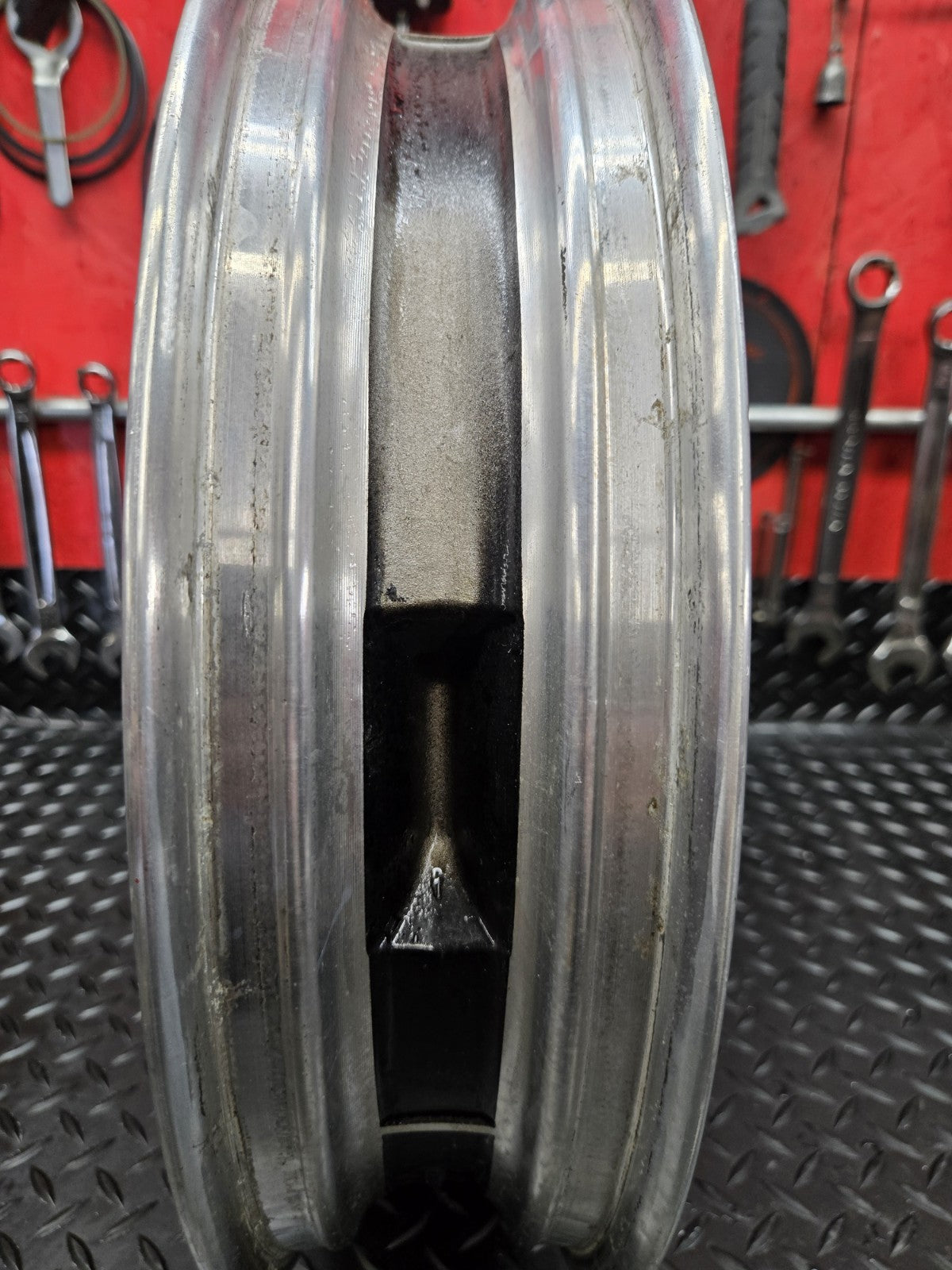 Harley Davidson Street Glide FLHX OEM Front Wheel Straight with rotors #0522