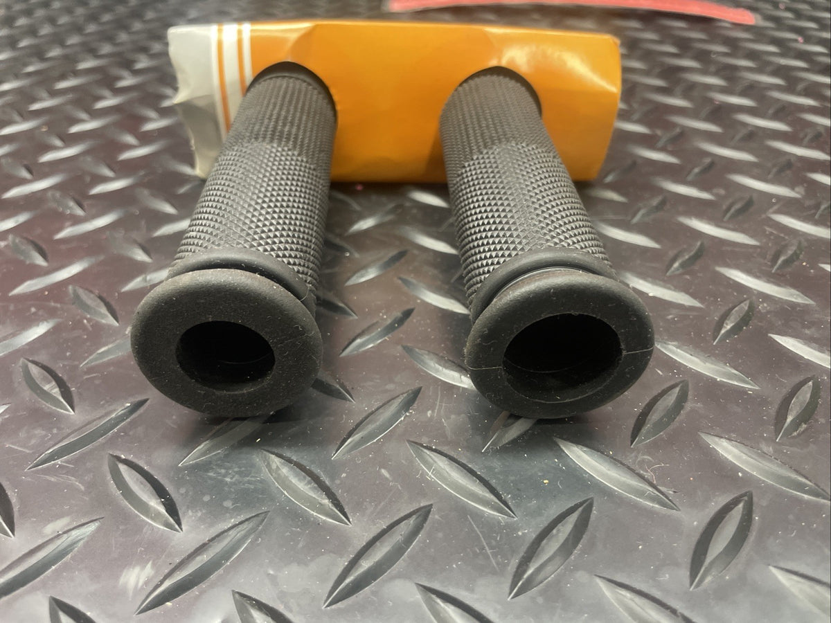 Driven Superbike Grips Open Black 7/8" D091BKO  0630-0711  #1114