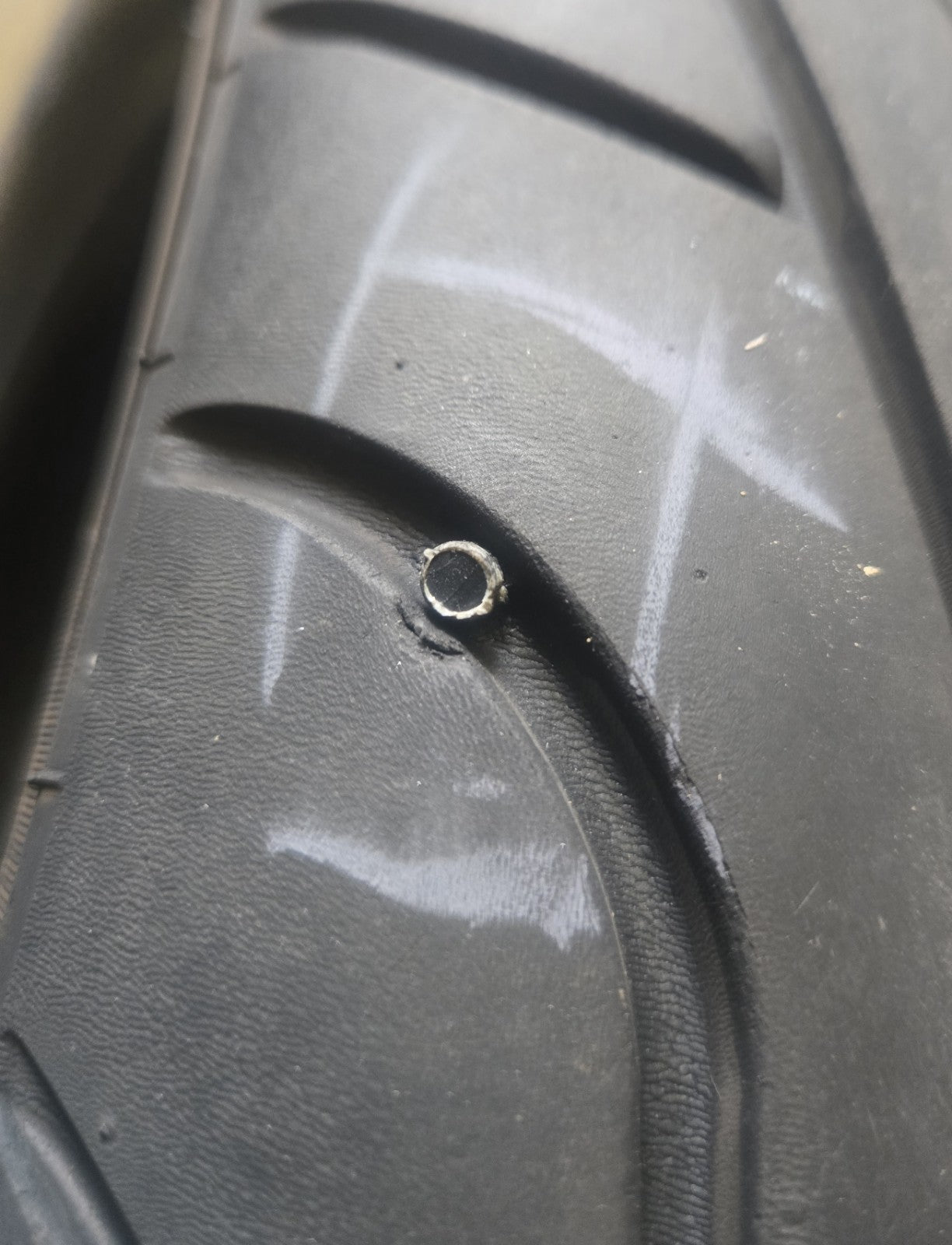 MICHELIN COMMANDER II BSW 150 80 16 77H REAR 2024  95%  IT HAS A PATCH