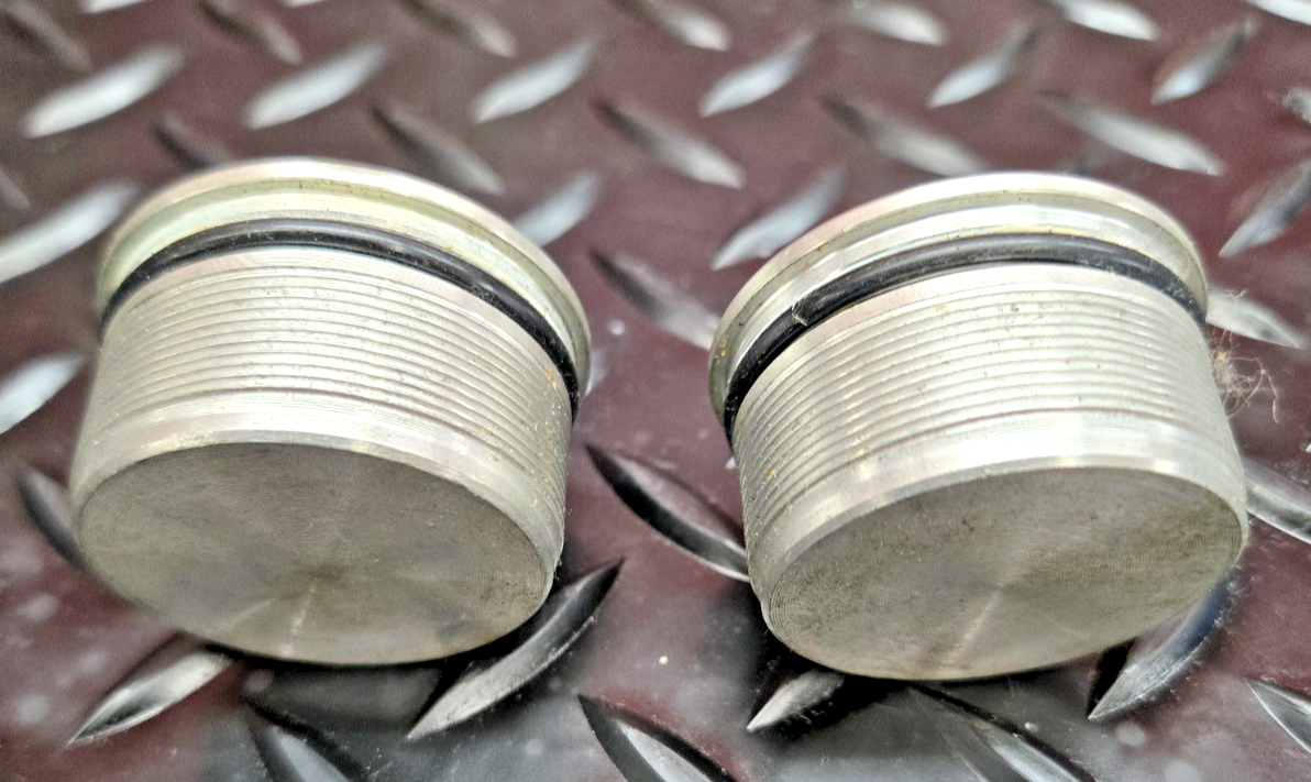 Triumph Bonneville Scrambler 865cc Fork Top Caps 41mm #0740