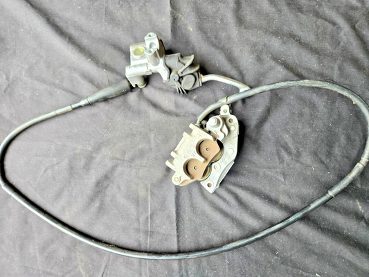 2006 YAMAHA WR450F OEM NISSIN FRONT BRAKE CALIPER MASTER CYLINDER HOSE  #0081