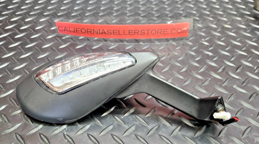 Ducati Panigale 899 959 1199 1299 OEM Right Mirror Turn Signal Assembly #0796