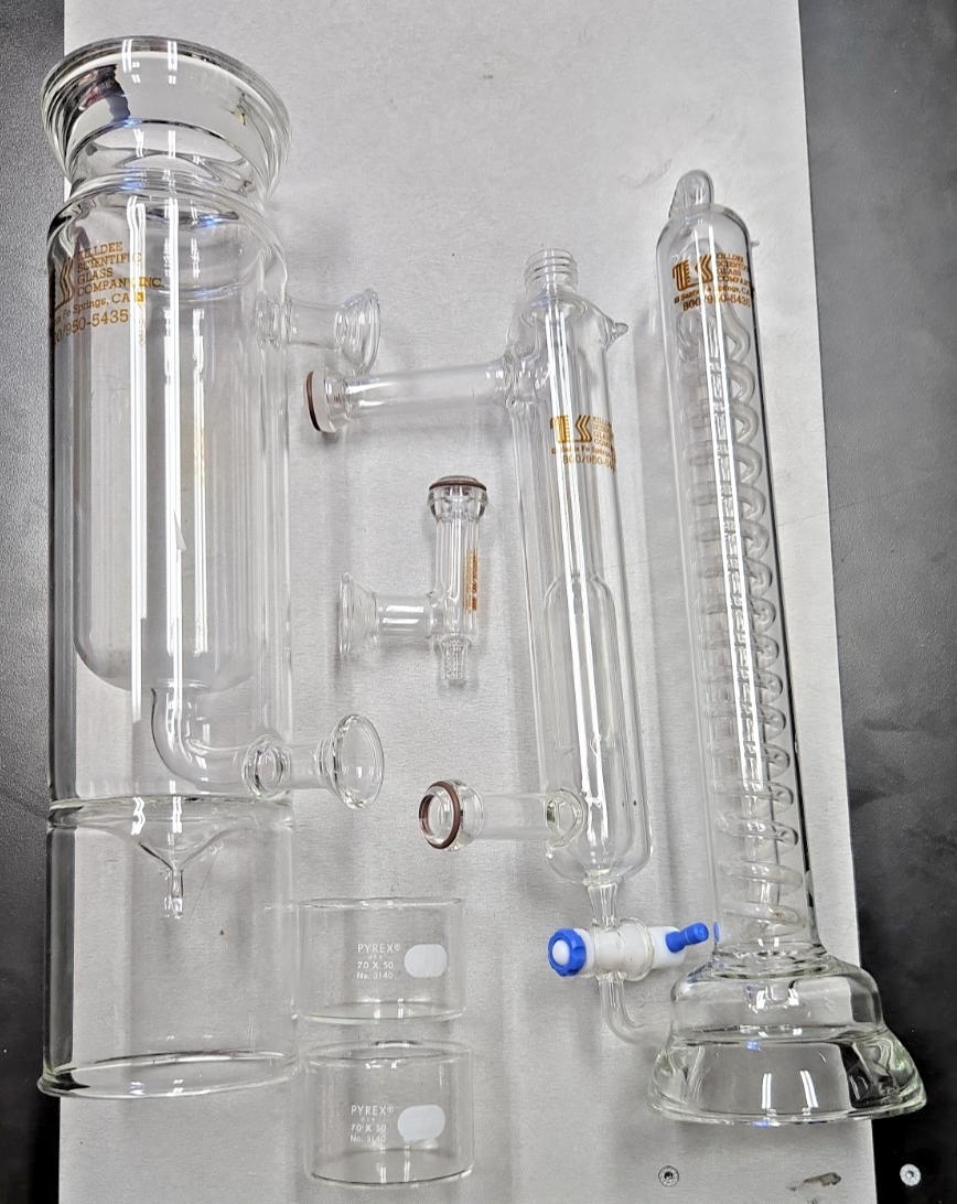 Killdee Scientific Glass Company, Inc. Science Lab Glass Equipment #1267