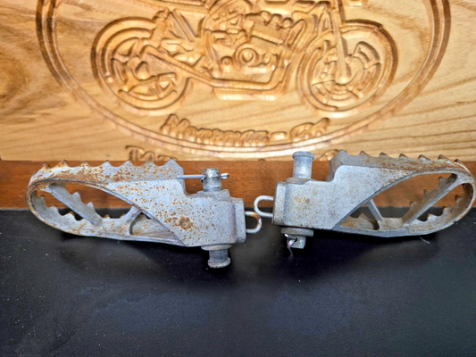 2003-2020 KTM 690 950 990 1190 1290 Adventure oem Footrest pair  #0056
