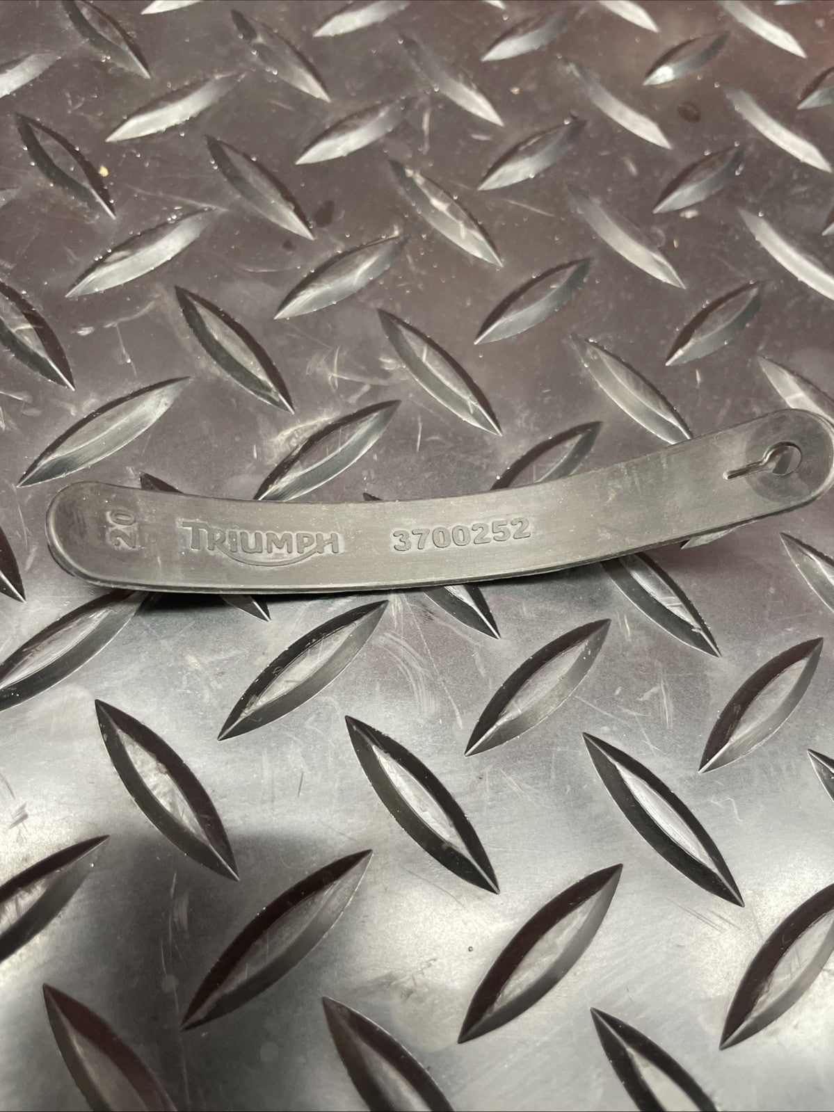 Triumph Street Triple 765 RS Rubber Band Strap 88mm 3700252  #0860