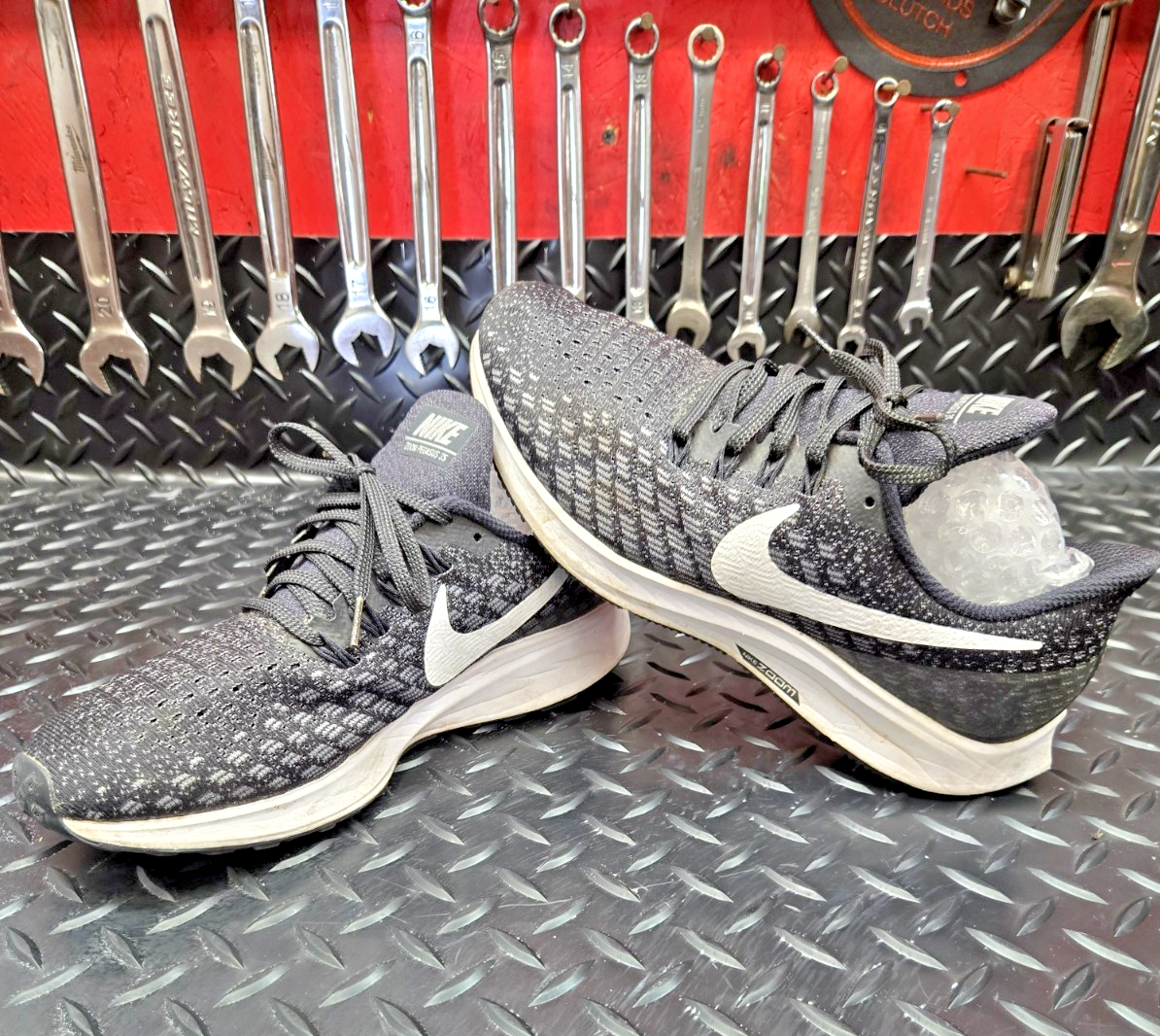 Nike Zoom Pegasus 35 Women US 8 Running Shoes 942855-001 Black White #0502