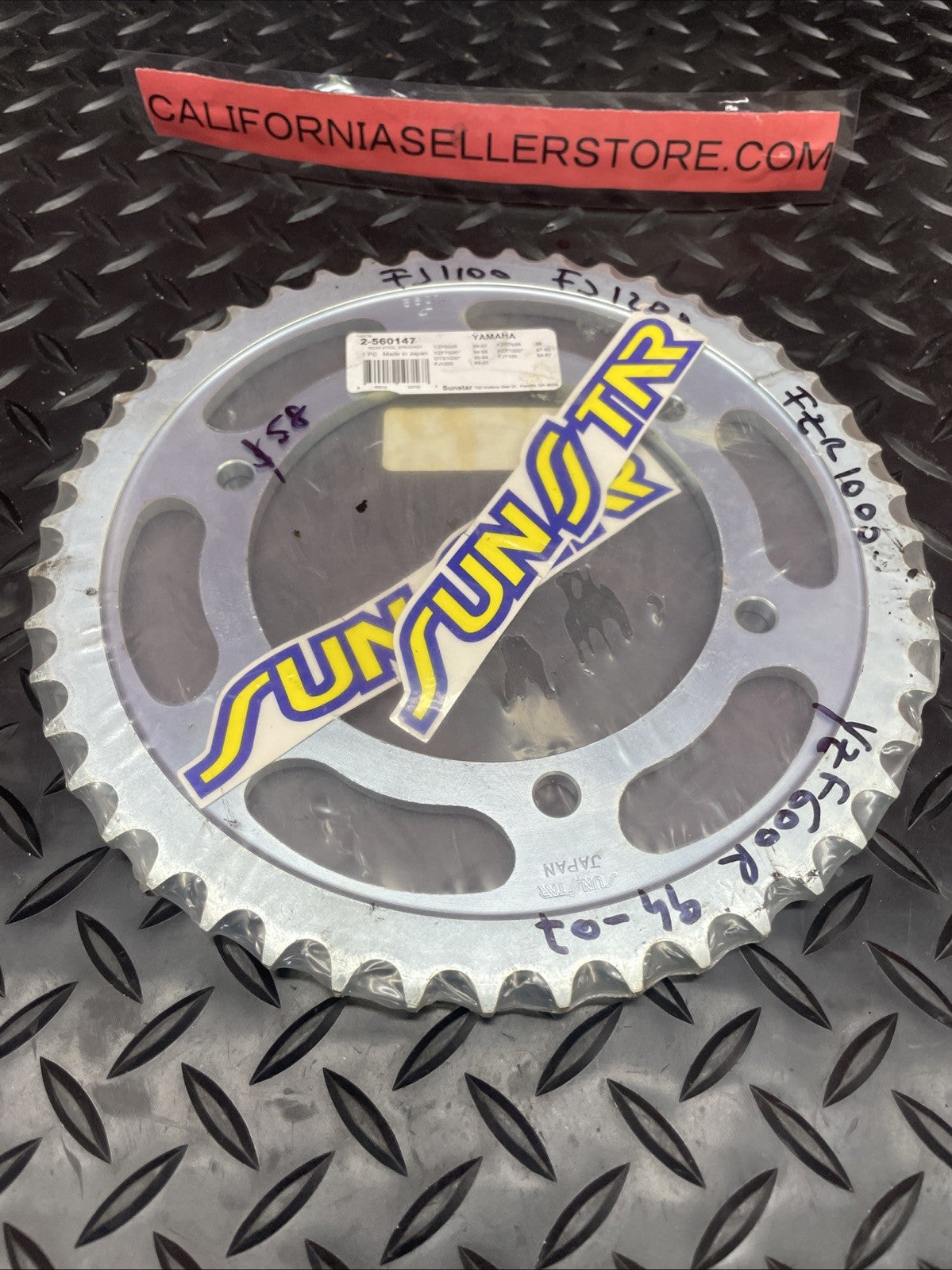 Yamaha YZF600R 1994/07 SunStar 47 Tooth Rear Sprocket 2-560147  #0826