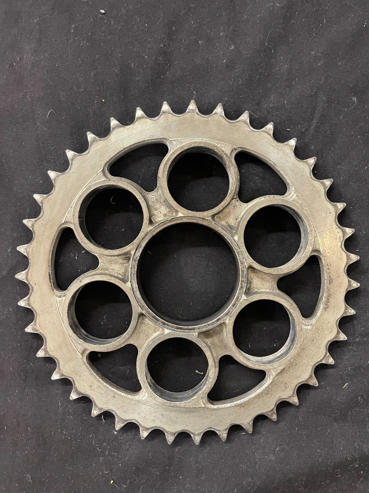 DUCATI S2R  2012 - 2016 REAR SPROCKET OEM  RT 1305 Z39 36520742A #0118