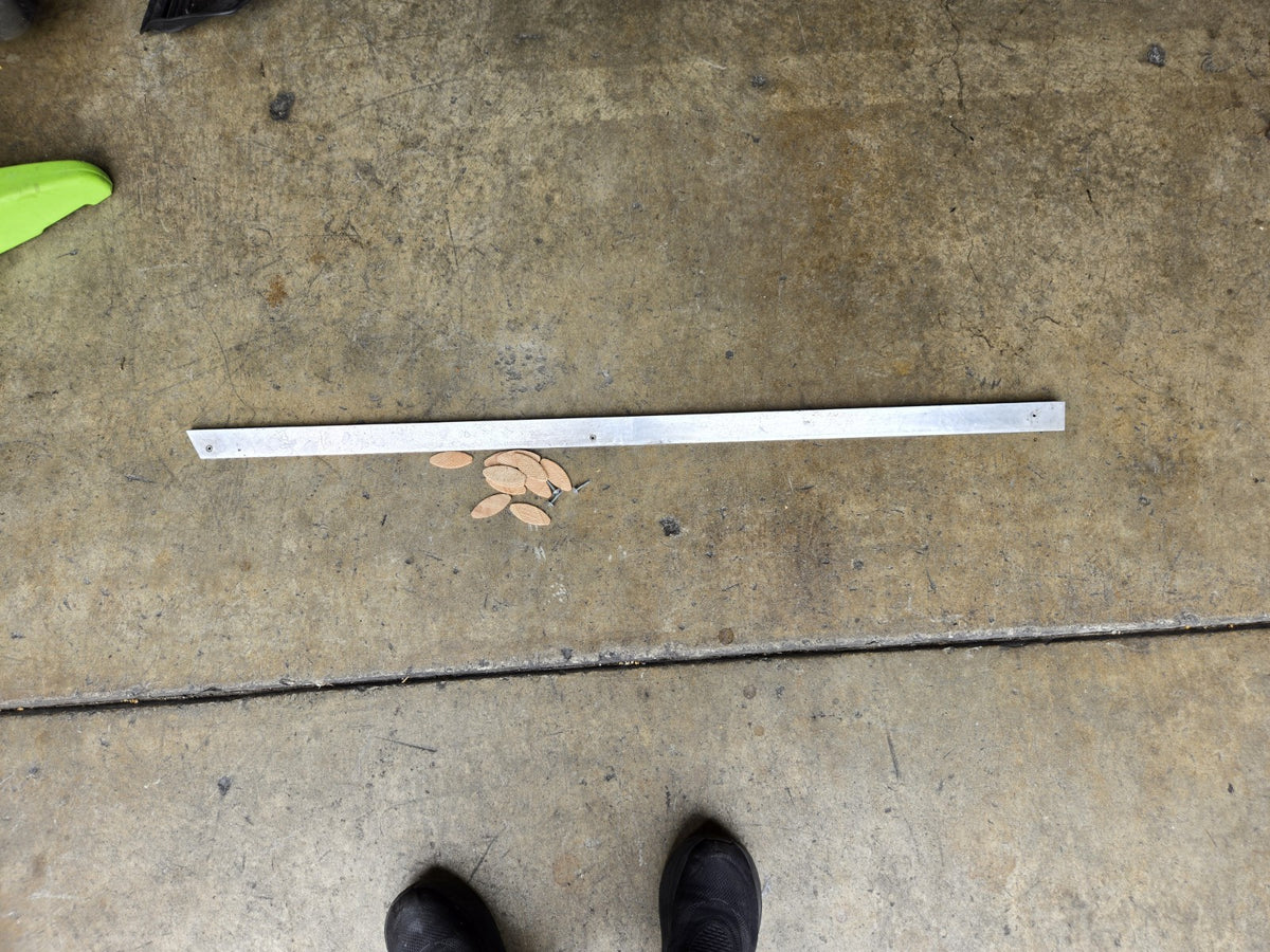 RAM PROMASTER 159 WB MARINE WOOD Floor AND PREFORMED RUBBER MAT