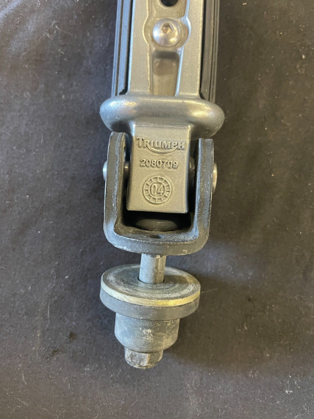 Triumph Thruxton OEM RIGHT Footrest T2080709  #0094