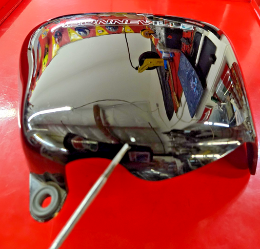 2014 Triumph Bonneville T100 Right Side Cover T2301238 #0251 small cheap showed