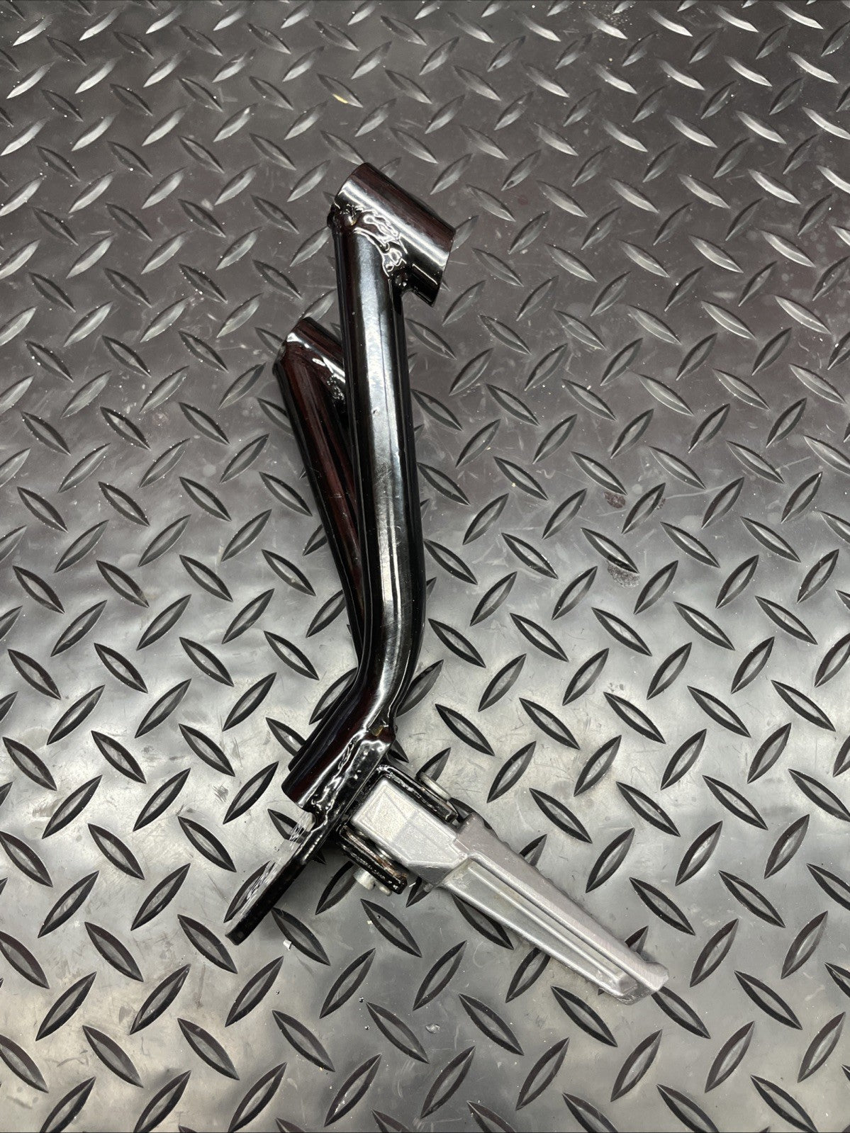 Honda Rebel 300 2017/24 Rear Left Passenger Footpegs Bracket #0840