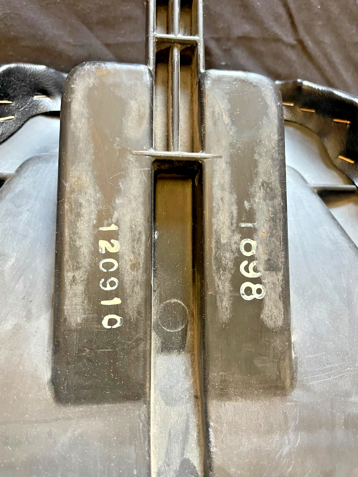 Kawasaki Vulcan VN800 ('99-'06) TRAVELCADE Diamond SEAT KING AND QUEEN #0268
