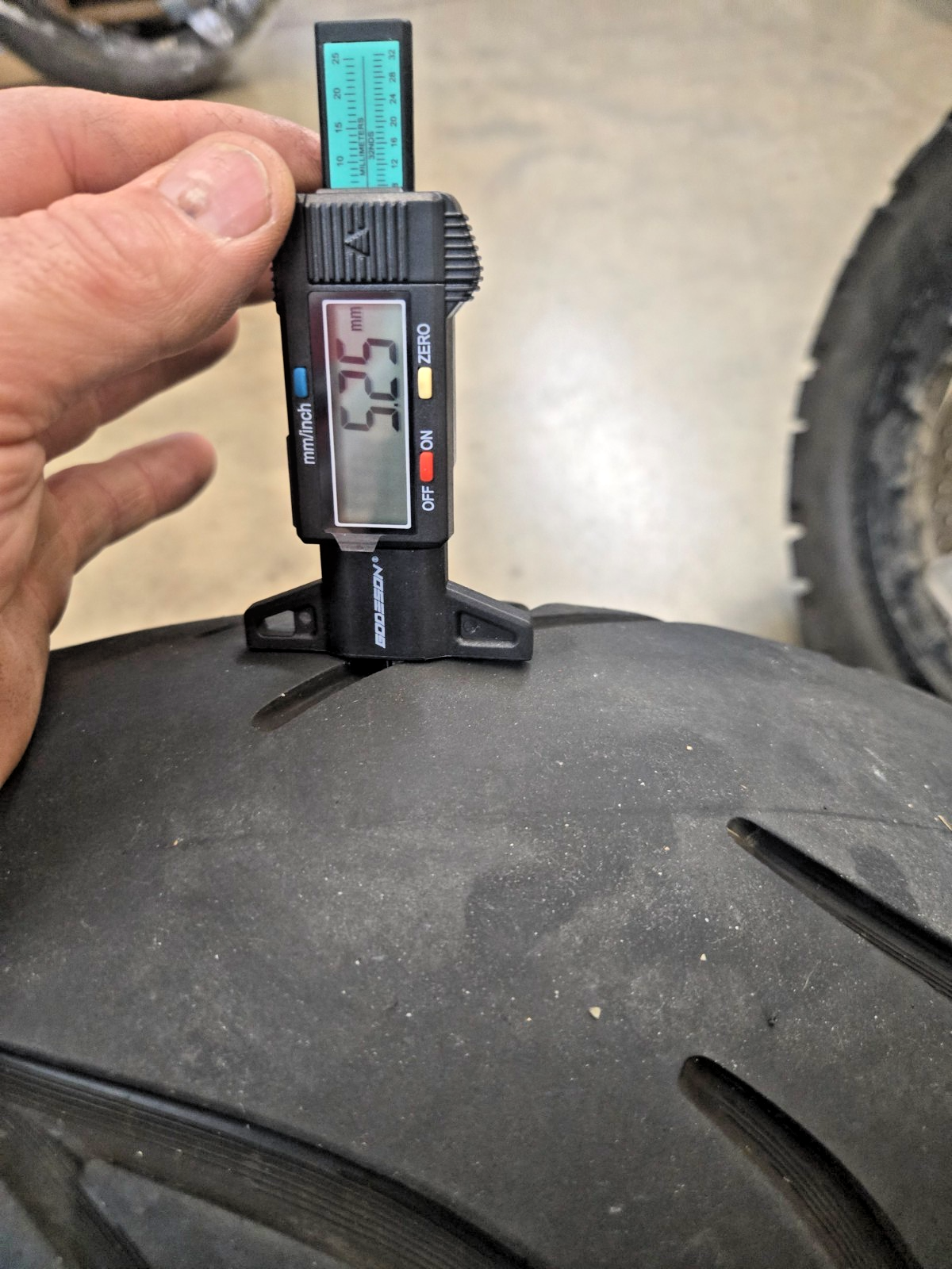 Michelin Commander III 200/55-17 Rear Tire Cruiser 2022  90%
