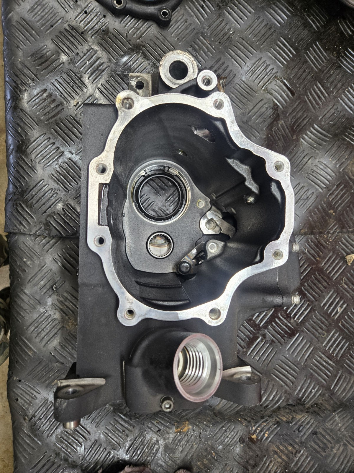 Harley Davidson Dyna 6 Speed Transmission Case Housing Used #0509