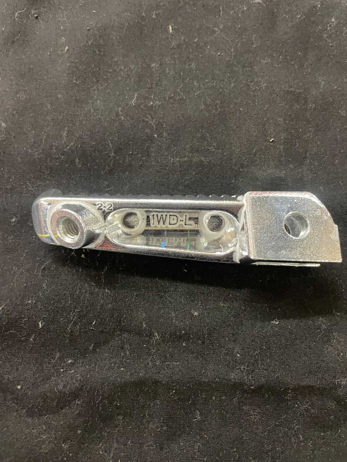 Yamaha footrest OEM foot peg 1Wd-F7451-00-00 NEW OPEN BOX  #0132