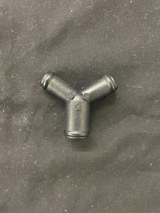 OEM HONDA GOLD WING Y CONNECTOR 19507-MCA-000   2001 2017  #0154