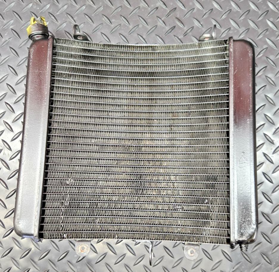 KTM 950 OEM RADIATOR  FIT ALL MODELS NO LEAKS #0774