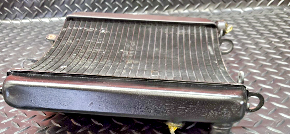 KTM 950 OEM RADIATOR  FIT ALL MODELS NO LEAKS #0774