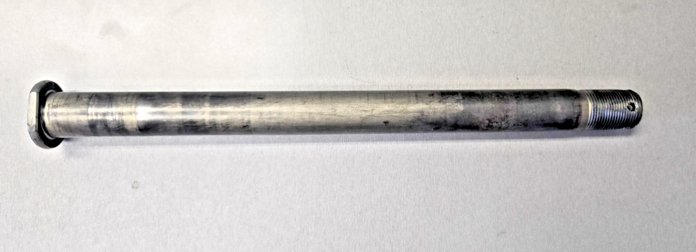 KAWASAKI NINJA ZX 10R 2006 2007 AXLE PIN REAR WHEEL 41068-0040  #0525