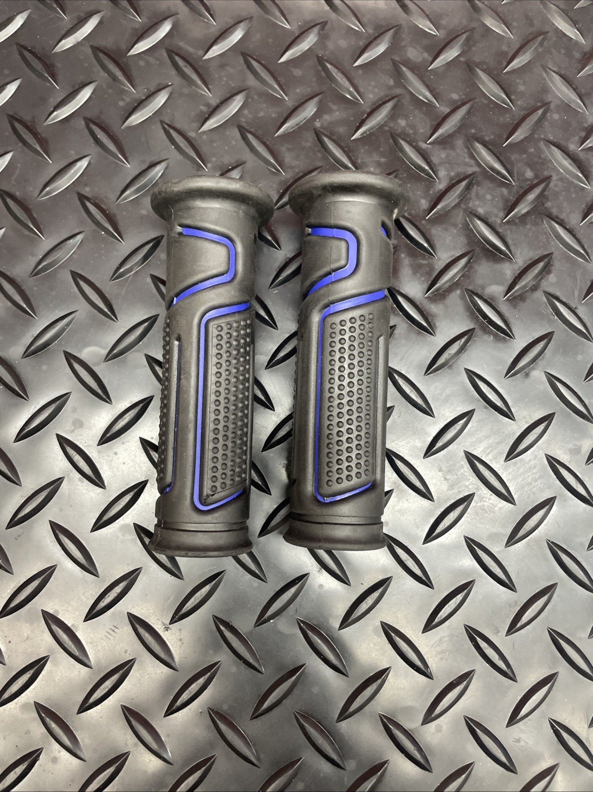 Yamaha TTR 110 Dirt Bike Grips 7/8” 22mm #0747