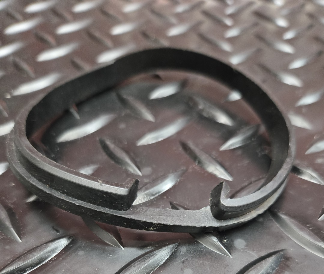 HARLEY DAVIDSON SPORTSTER XL 883 1200 GAUGE MOUNT GASKET 67121-95A #0735