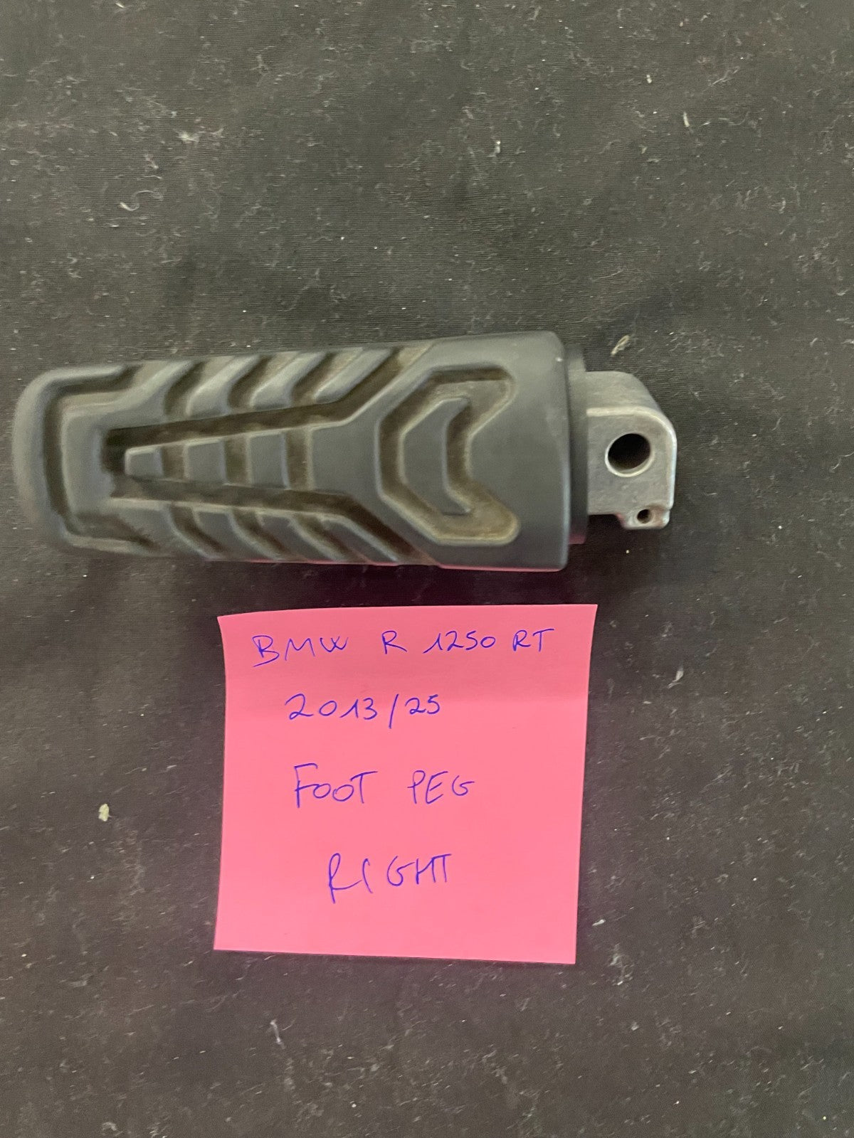 2019 13-25 BMW R1250RT 1250 RT Right Foot Peg  #0273