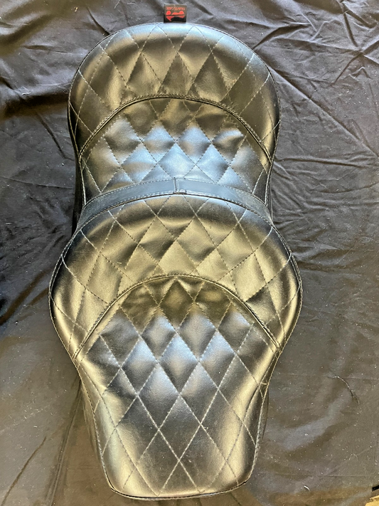 Kawasaki Vulcan VN800 ('99-'06) TRAVELCADE Diamond SEAT KING AND QUEEN #0268