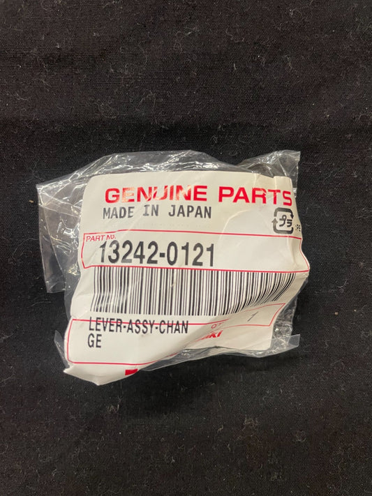 KAWASAKI NINJA H2R 2021 LEVER-ASSY-CHANGE 13242-0121 OEM GENUINE  #0151
