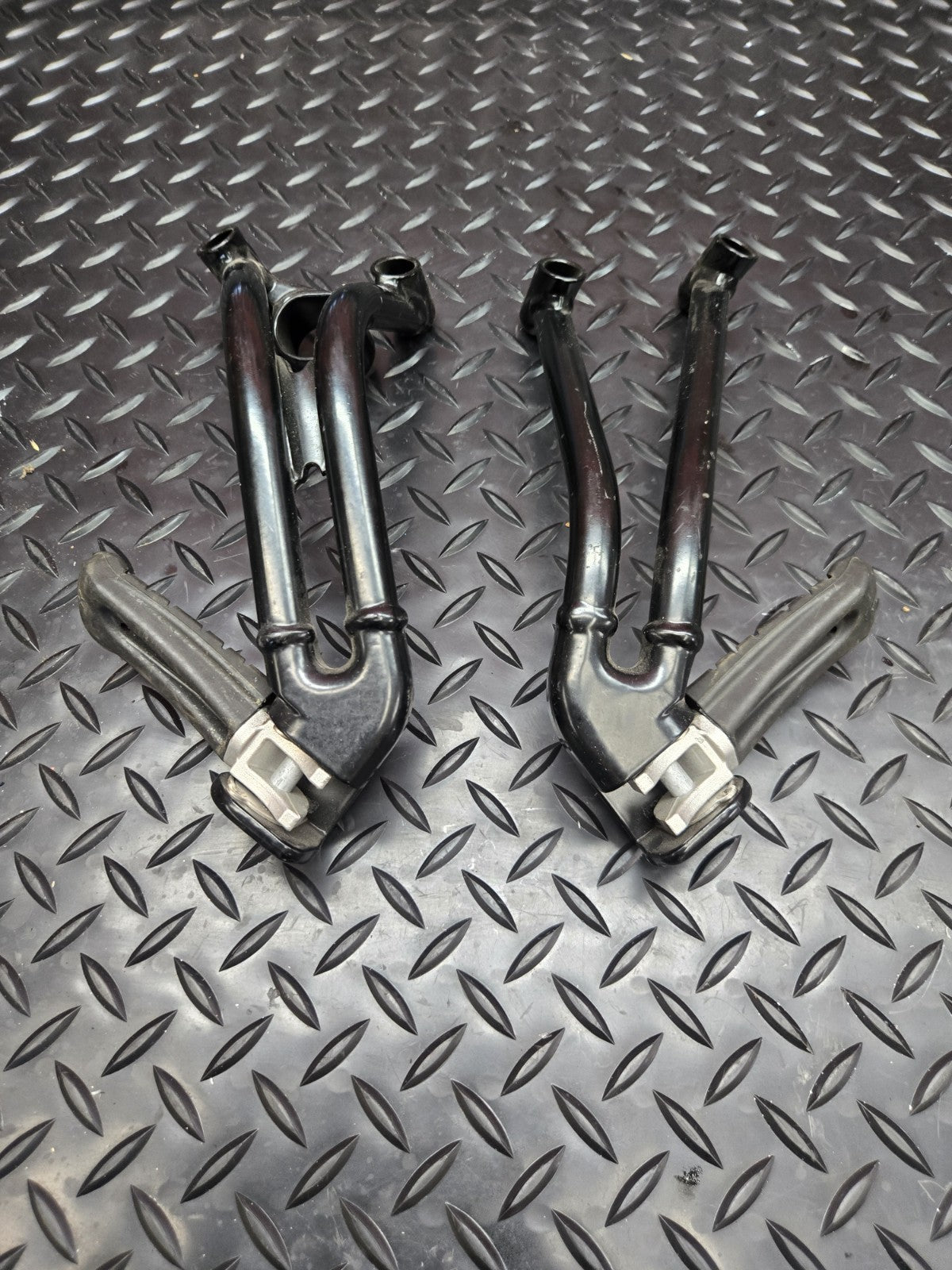 KTM 1190 1290 ADVENTURE DUKE Left Right Passenger Footrest Bracket Set #0795