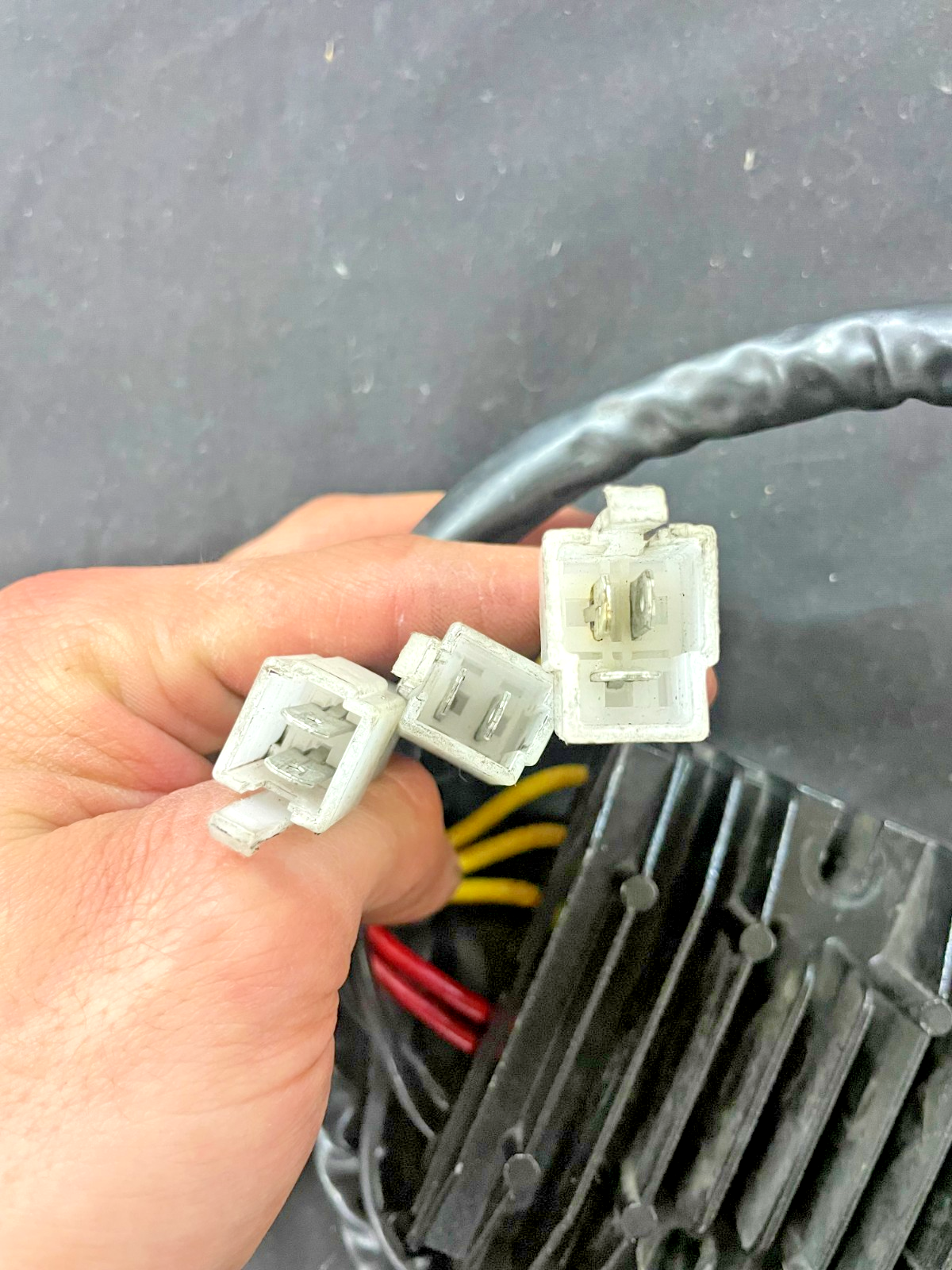 Honda VT-1100-C VT1100 Shadow Regulator Rectifier USED 31600-MAA-A01 REPLACEMENT
