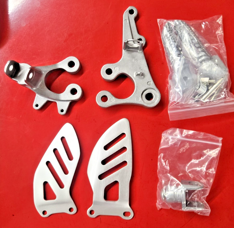 Suzuki GSXR600 GSXR750 11-25 GSXR1000 09-16 Driver Foot pegs Rest Bracket #0615