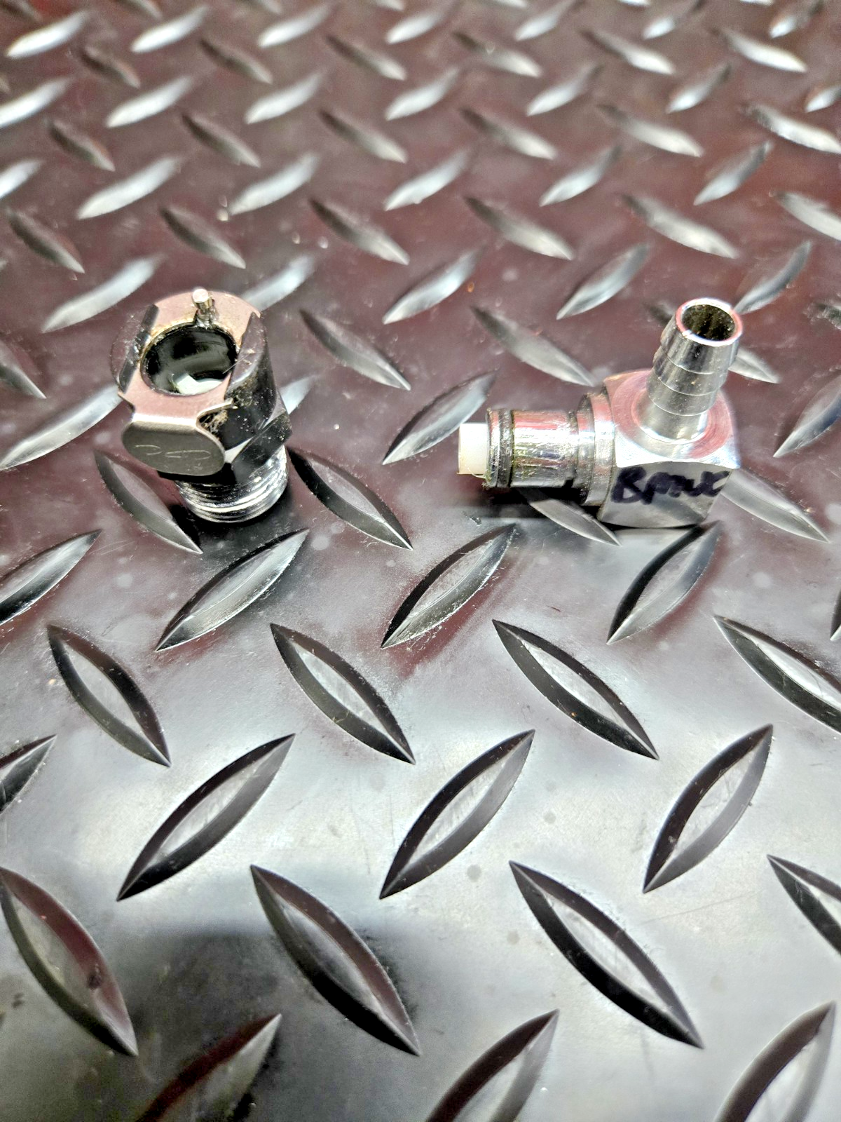 BMW s1000RR 1200GS/RS/RT Fuel Line Couplings Quick Release  #0741