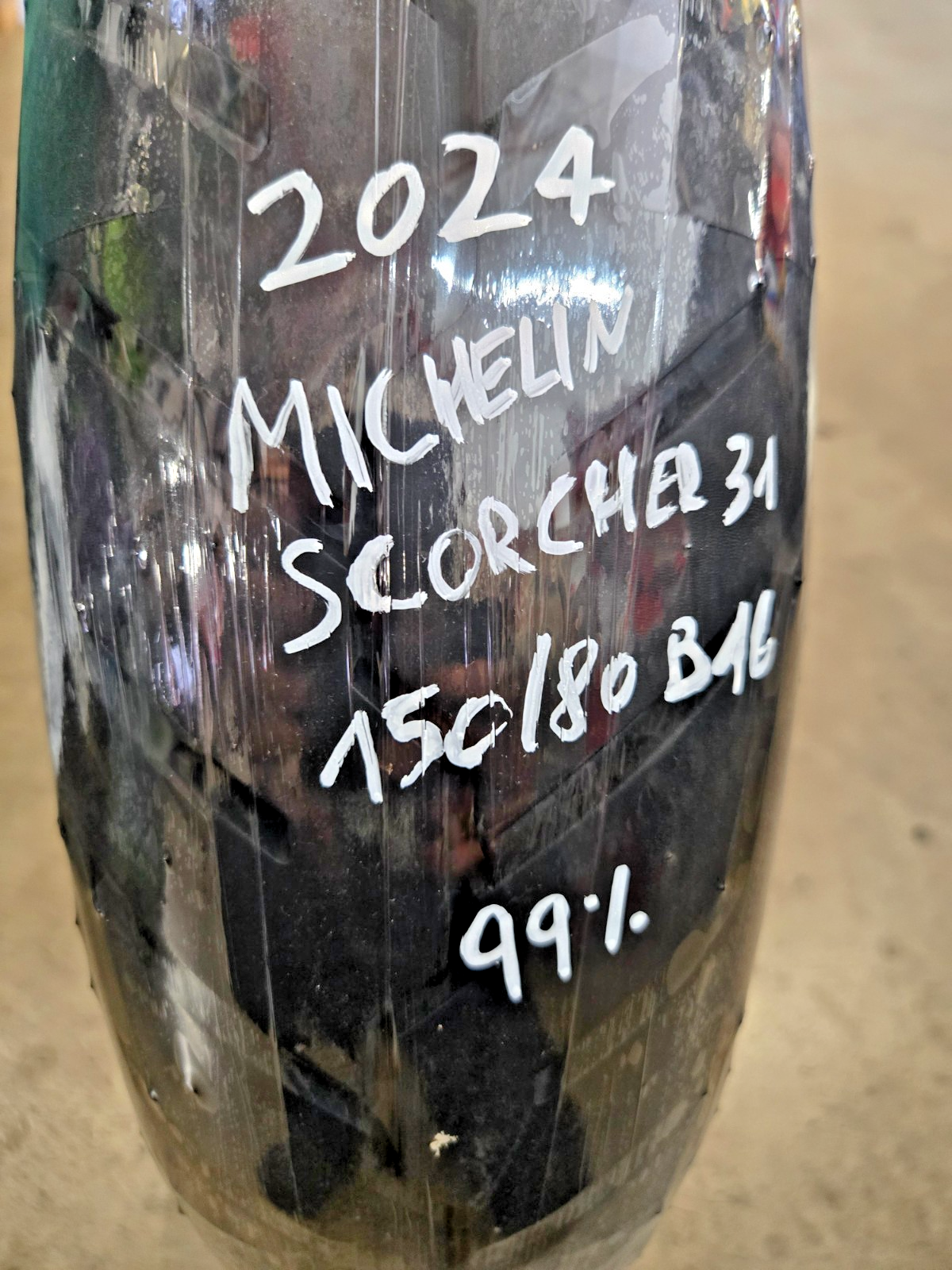 Michelin Scorcher 31 150/80B16 Tire Rear 150 80 16 Motorcycle 06463 99%