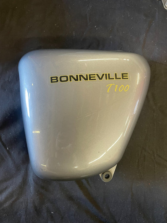 Triumph Bonneville T100 LEFT Side Cover T2301239  #0250