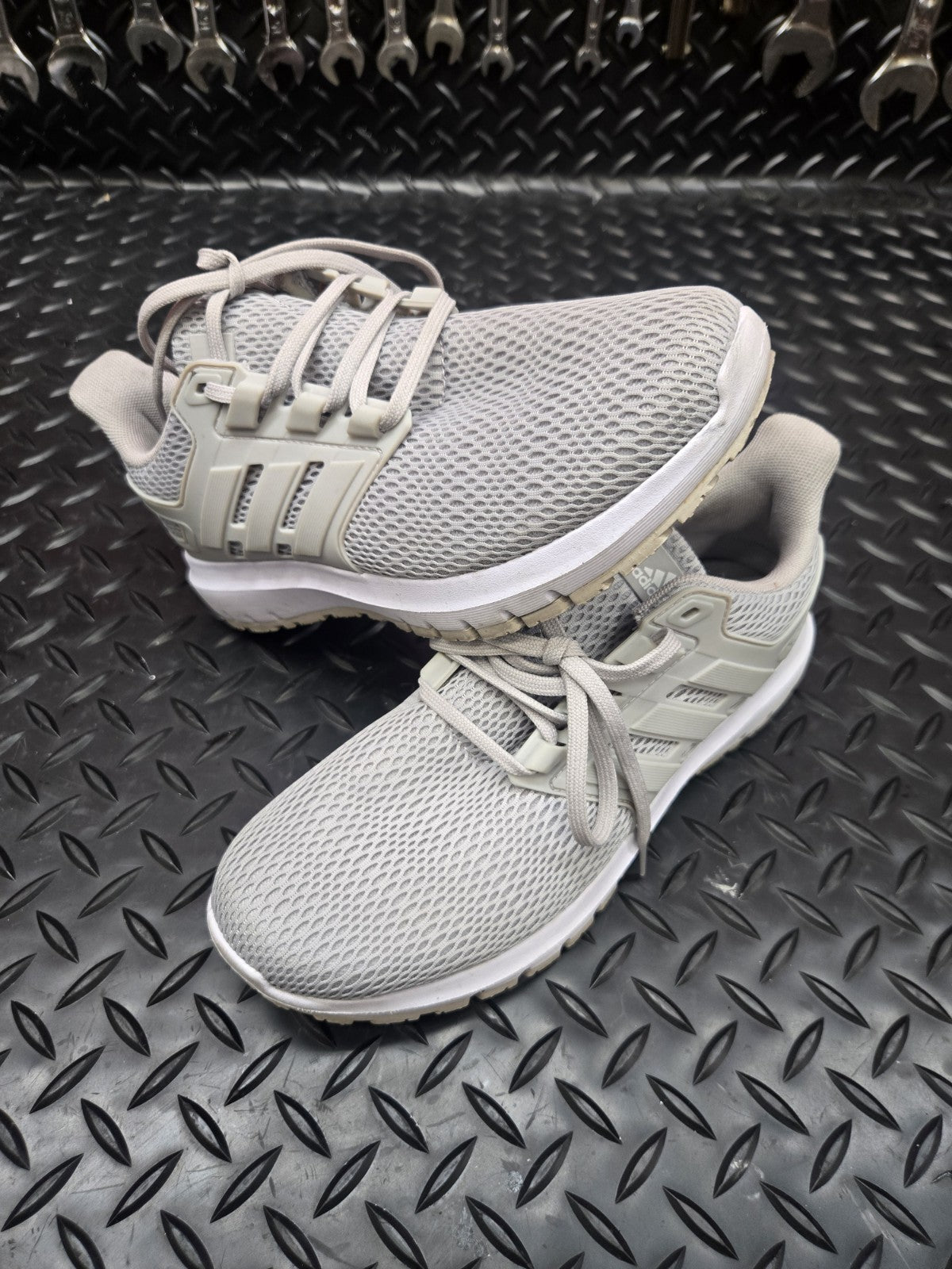 adidas Grey Women's Running Shoes SNICKERS SIZE 8 US #0984