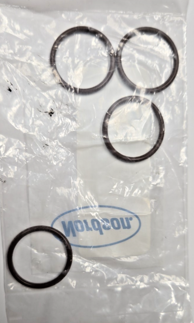 NORDSON 105522 / 105522  NEW IN BOX SET OF 4 PC #1243