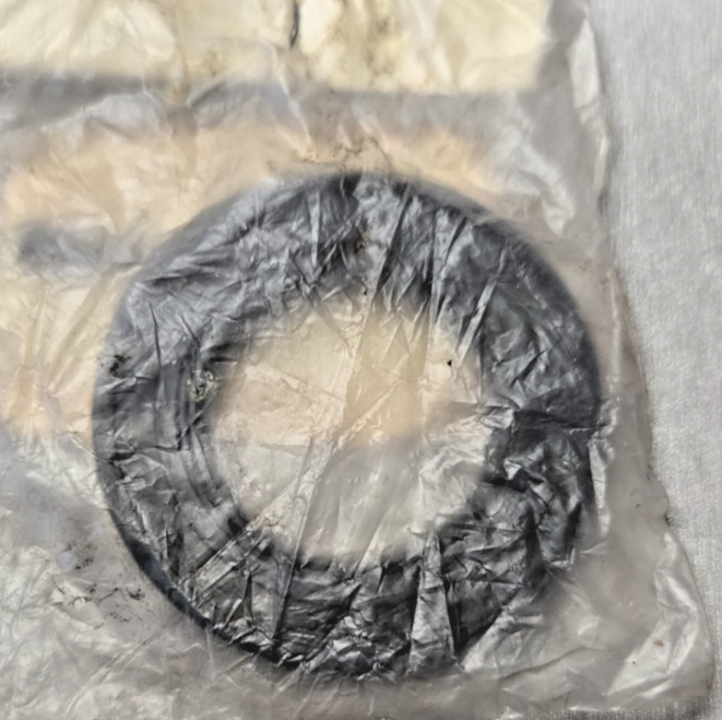 SUZUKI GS850 GS1000 GV1200 FINAL DRIVE SHAFT Oil Seal OEM 09283-32017 #1093